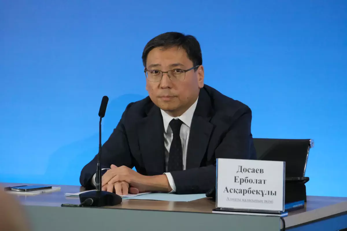 Ерболат Досаев покидает пост акима Алматы