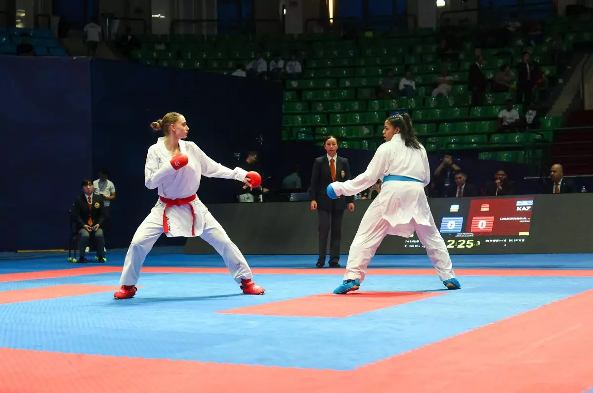 Азия чемпионатында 4 каратэшіміз финалға шықты