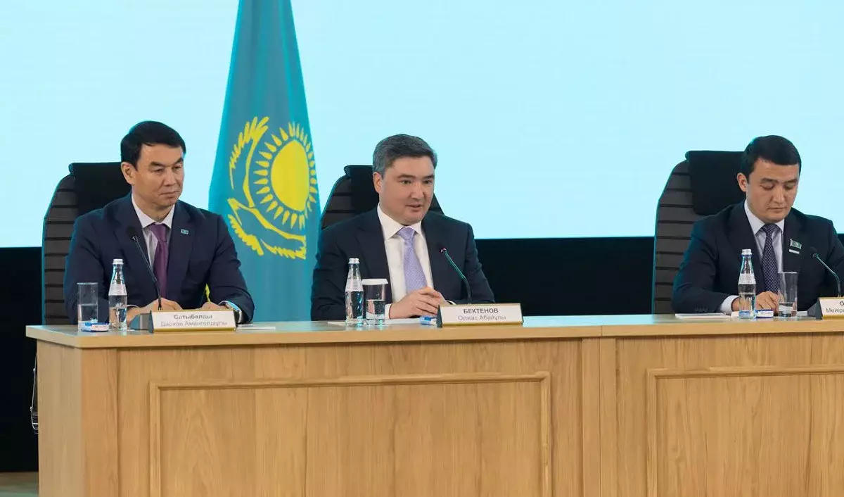 Үкімет басшысы Алматы қаласының активіне жаңа әкімді таныстырды