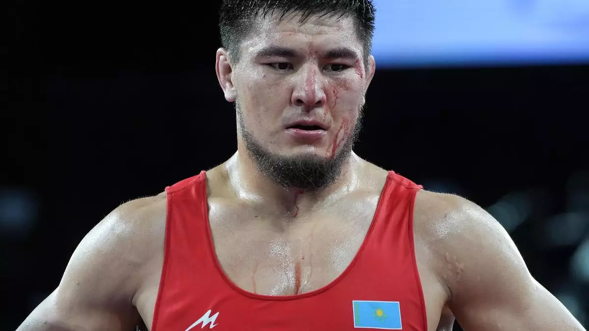 Әлем чемпионатының екі дүркін қола жүлдегері белдесуін мерзімінен бұрын аяқтады