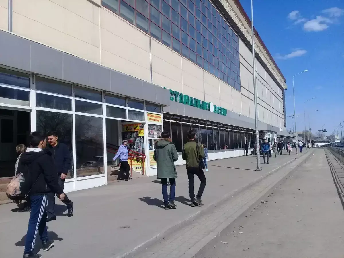 Сквер вместо бутиков: что происходит у ТД "Артем" в Астане