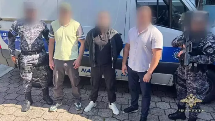 Гражданин Узбекистана, обвиняемый в убийстве, экстрадирован из Сальвадора в РФ