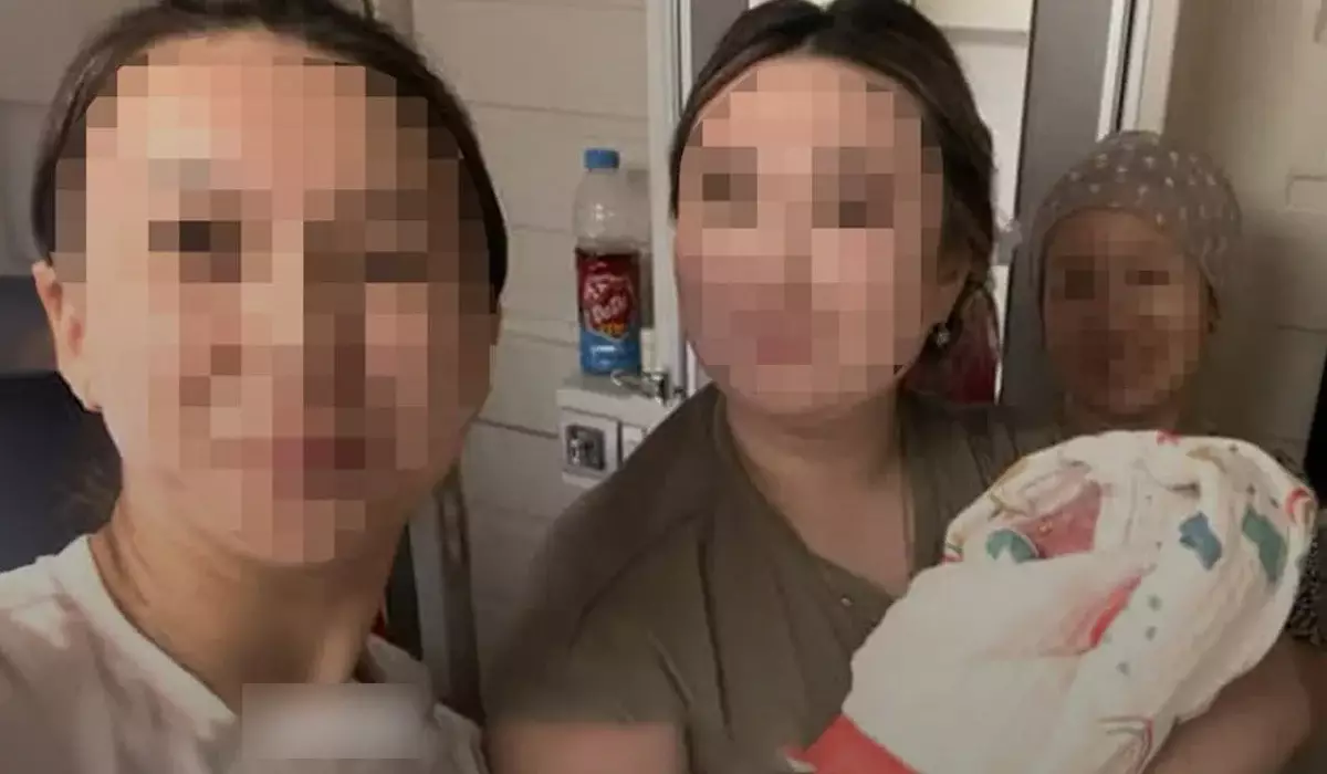 Жезқазғанға кетіп бара жатқан пойызда жолаушы жүкті әйелді босандырып алды