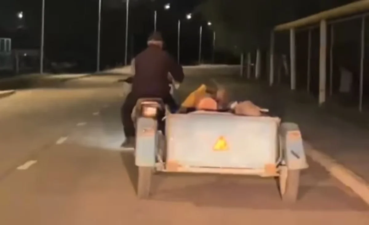 Жетісу облысында полицейлер ауылдарды аралап, нөмірсіз жүрген мотоциклдерді алып кетті