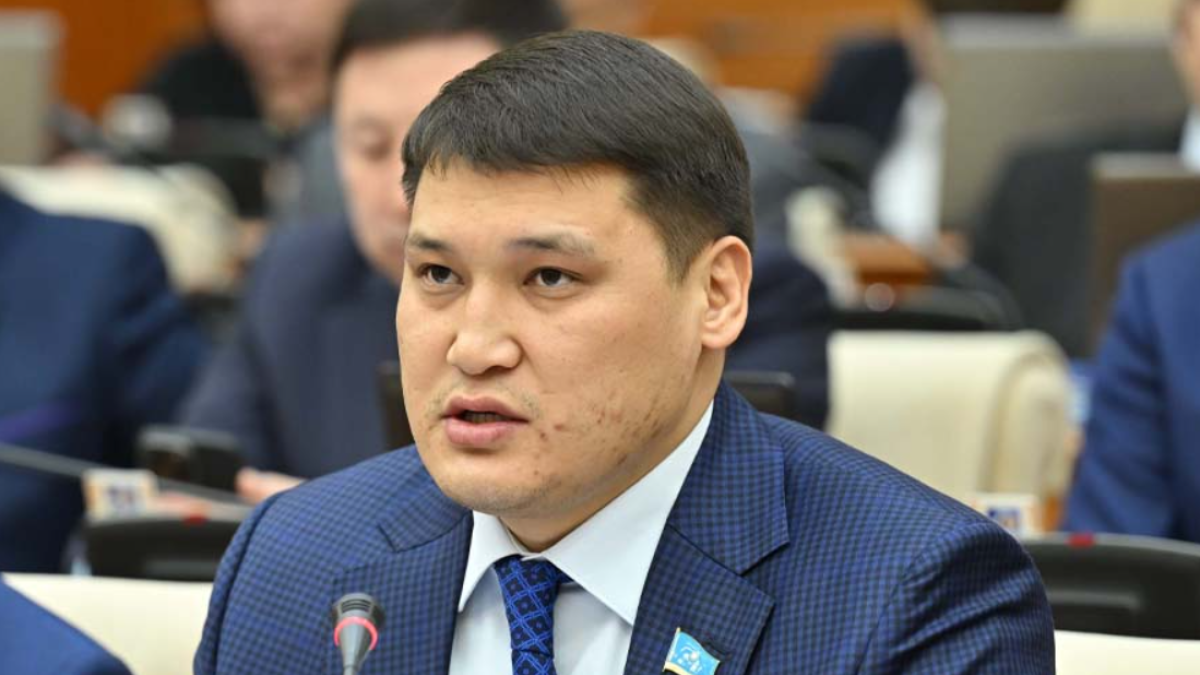 Жаман істерге бармайтын отбасы едік: Берденовке оқ атқан күдіктінің жұбайы шұғыл мәлімдеме жасады