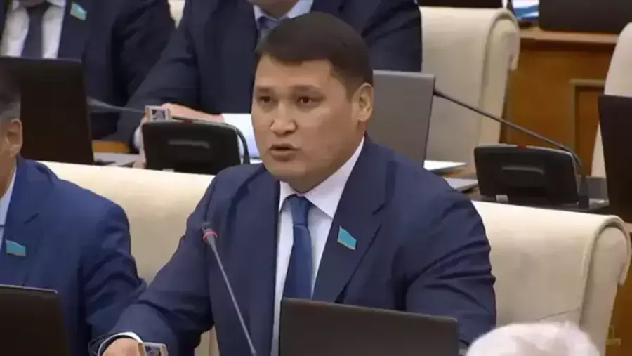 "Қателескен". Берденовке шабуыл жасаған күдіктінің әйелі мәлімдеме жасады