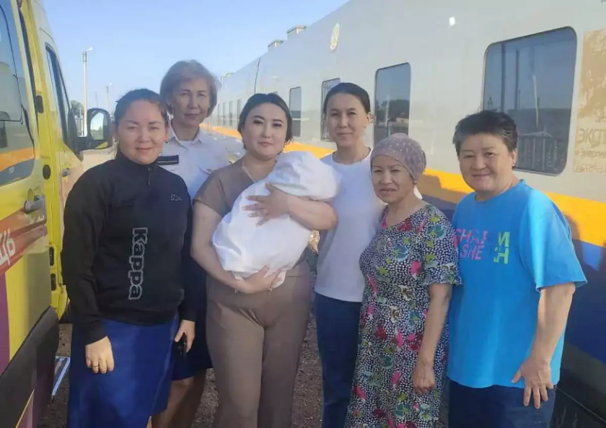 Чудо в пути: в поезде «Астана – Жезказган» родилась девочка