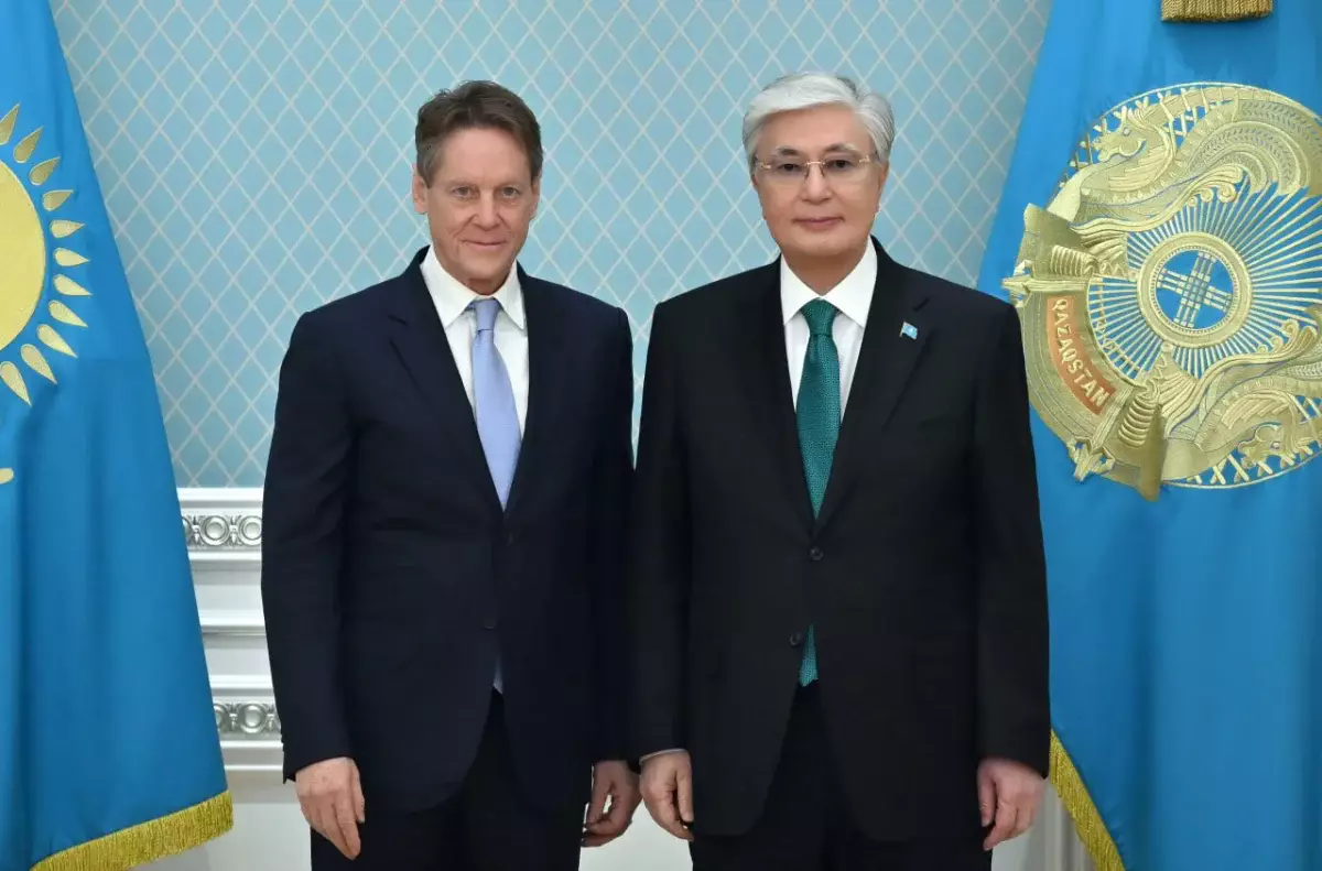 Шу-Сарысу мыс бассейніндегі барлау жұмыстары: Президент инвестормен кездесті