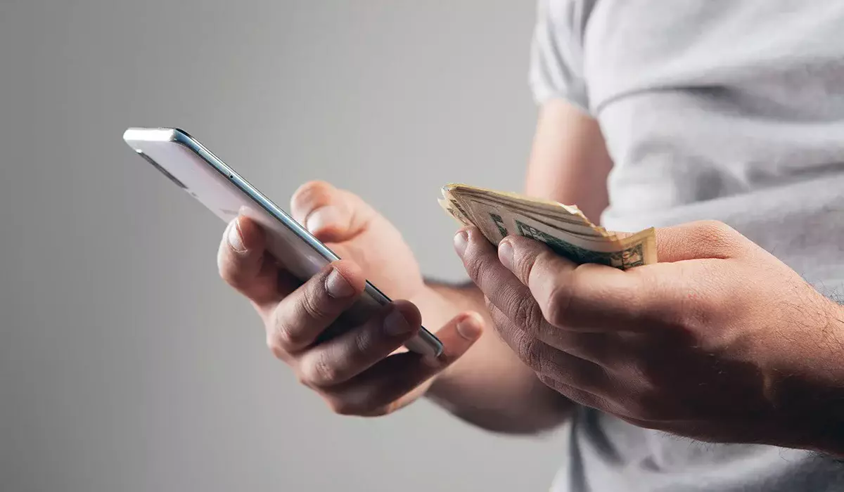 Қостанайда «OLX» пен «Instagram» арқылы 6 жыл бойы қарыз берген жігіттің ауыр қылмысы ашылды
