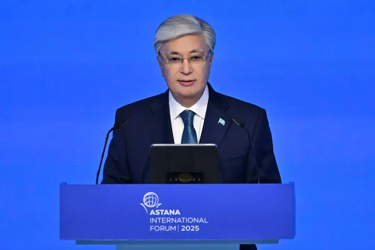 Жастарды өркениетті қоғам құруға үндеуіміз керек: Президент Астана халықаралық форумында сөз сөйледі