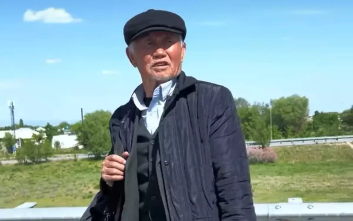 Пенсию забрали: пожилой казахстанец шел пешком 10 часов