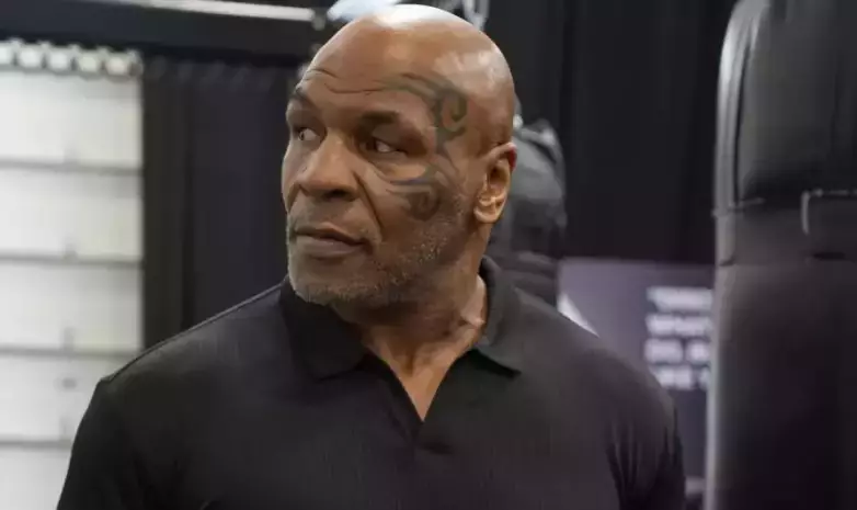 Легенда UFC отреагировал на бой Тайсона в Казахстане