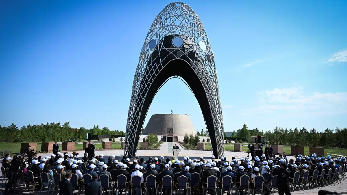 Тоқаев: Саяси қуғын-сүргін – тек қазақ халқының басына түскен зобалаң емес