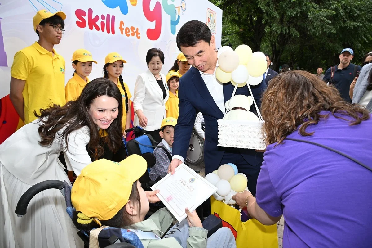 Алматы әкімі Дархан Сатыбалды «BALA FEST. JARYQ SKILL FEST» фестиваліне қатысты