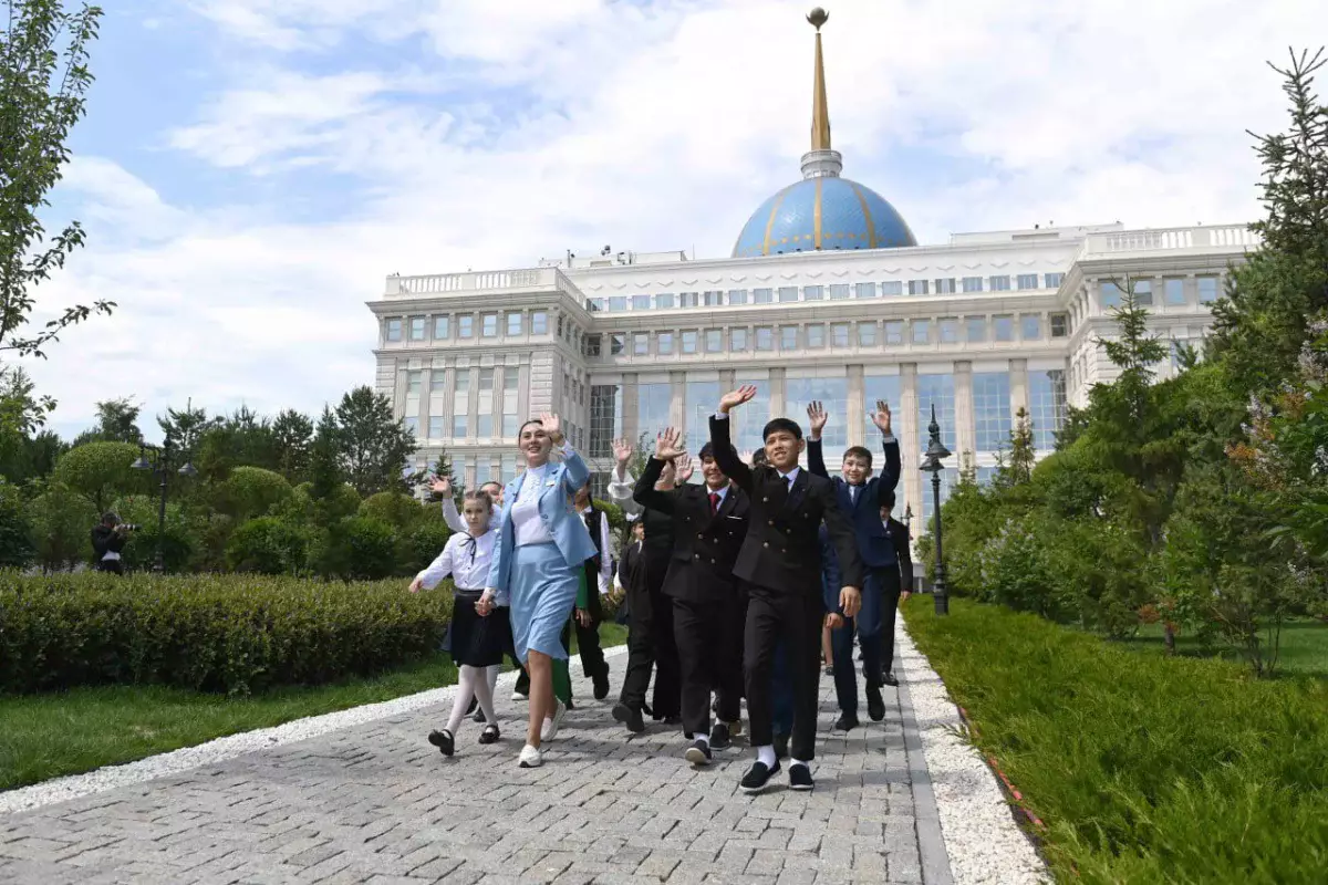 Экскурсию для детей провели в Акорде (ФОТО, ВИДЕО)