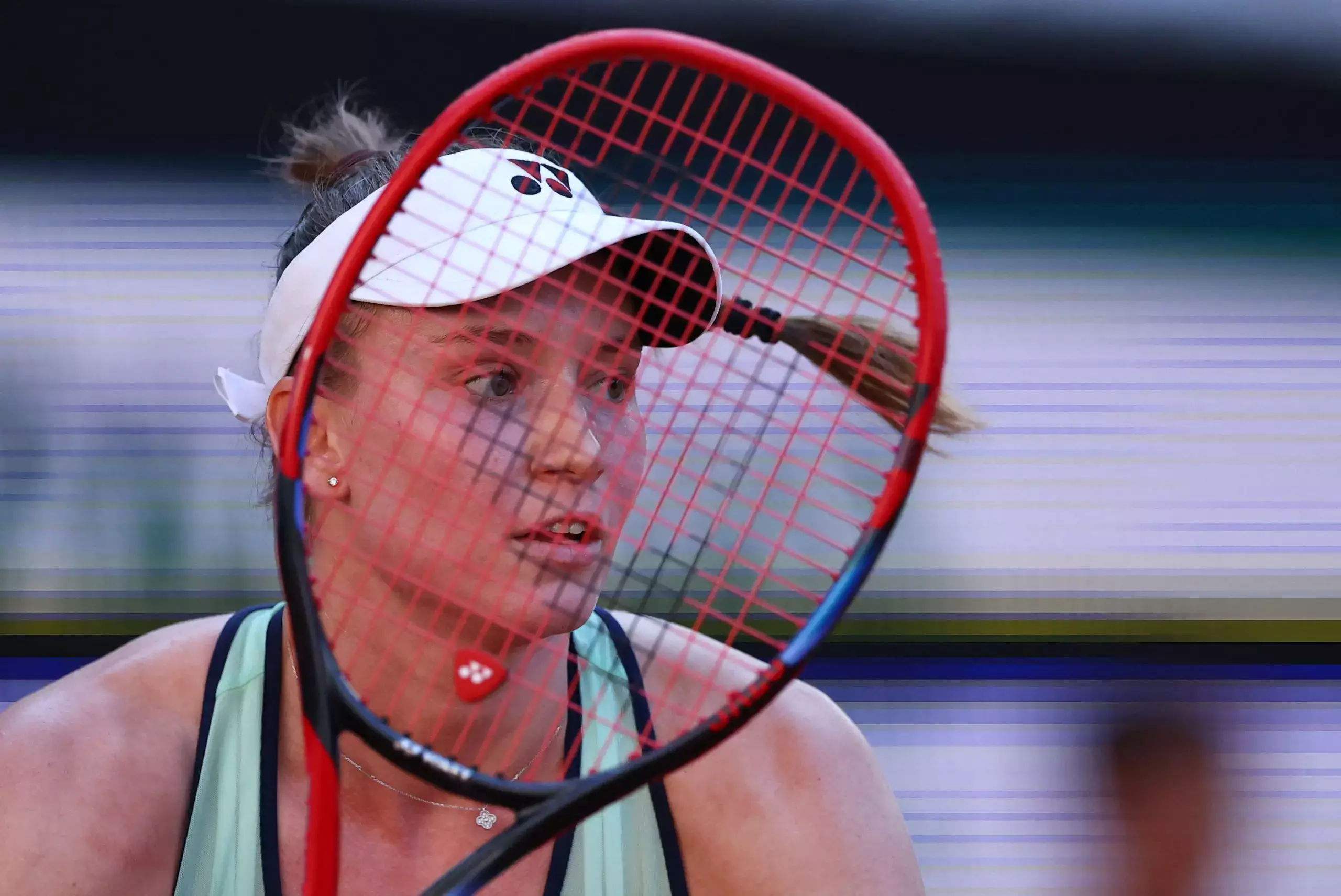 Елена Рыбакина "Ролан Гарростың" қазіргі чемпионымен сынға түсті