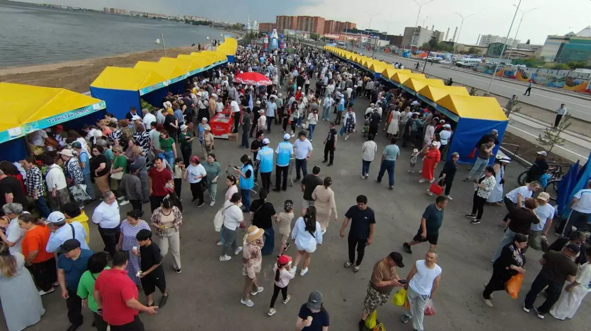 В Кокшетау открыли набережную озера Копа