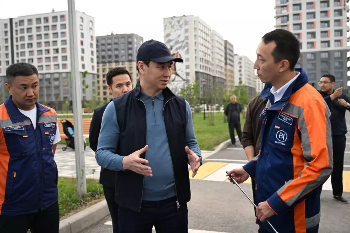 Аким Алматы осмотрел ключевые инфраструктурные проекты в Алатауском районе