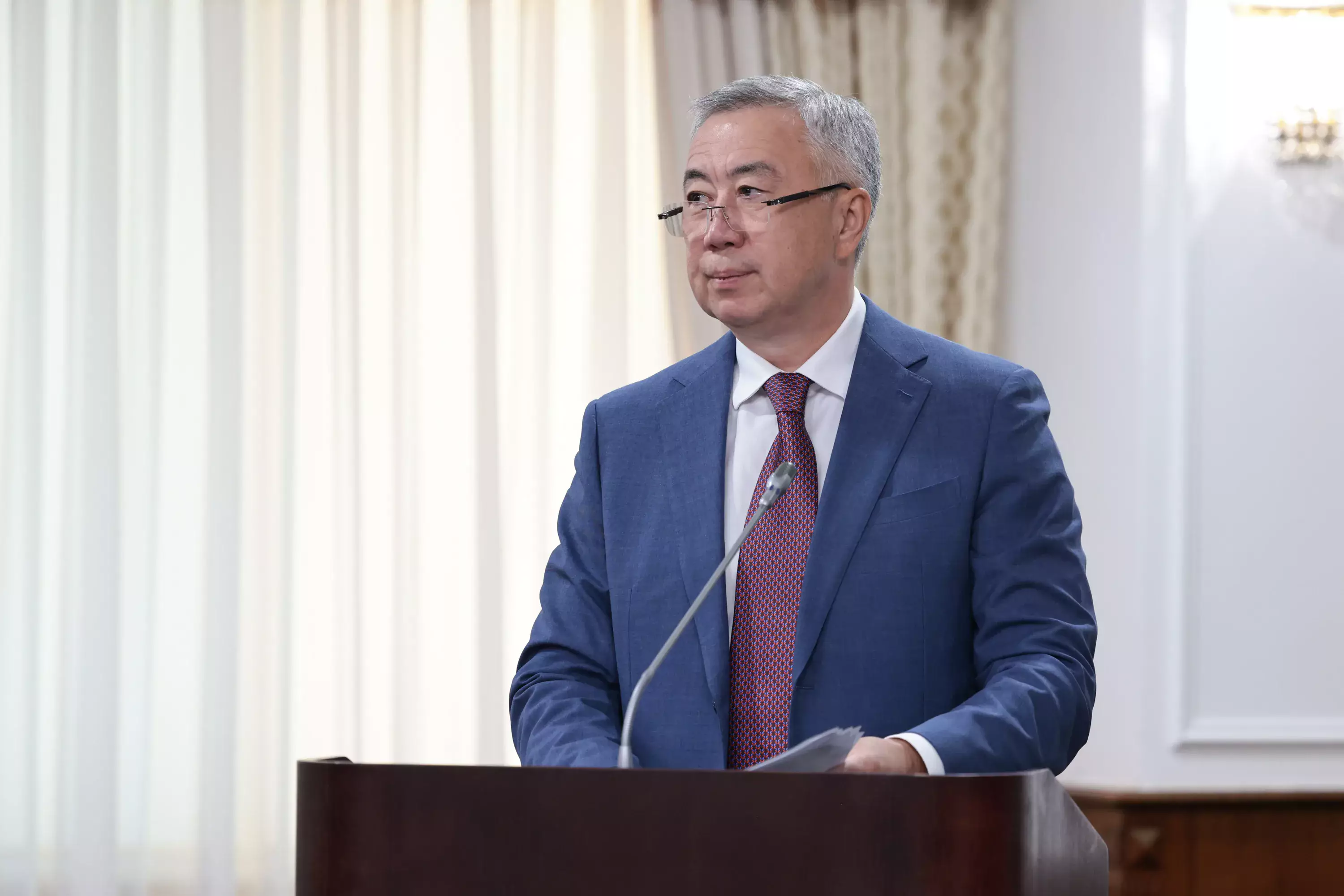 Жумангарин признал, что «последние несколько лет были кризисными для бюджета»