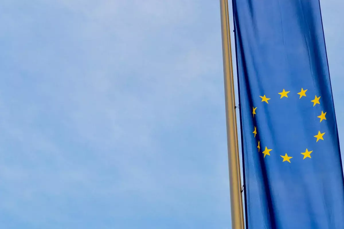 Европа готова облегчить визовый режим для казахстанцев