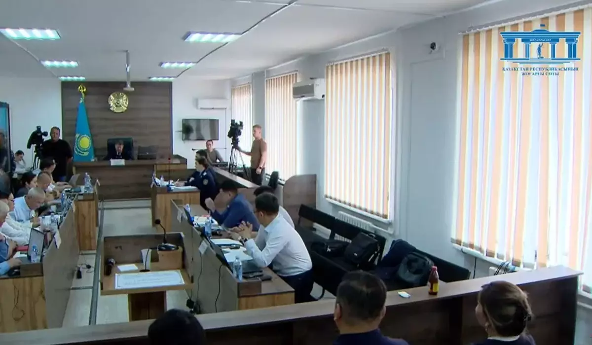 «Қаржаубай да жазалансын»: сотталушы Дархан Әскентай төбелеске Шерзат Полаттың әкесін кінәлады