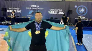 Үлкен спортты бағындырып жүрген  мемлекеттік қызметкер келбеті