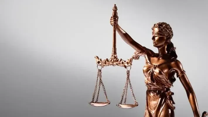 Жителю Бухарской области вынесли приговор за убийство сожительницы в Петербурге