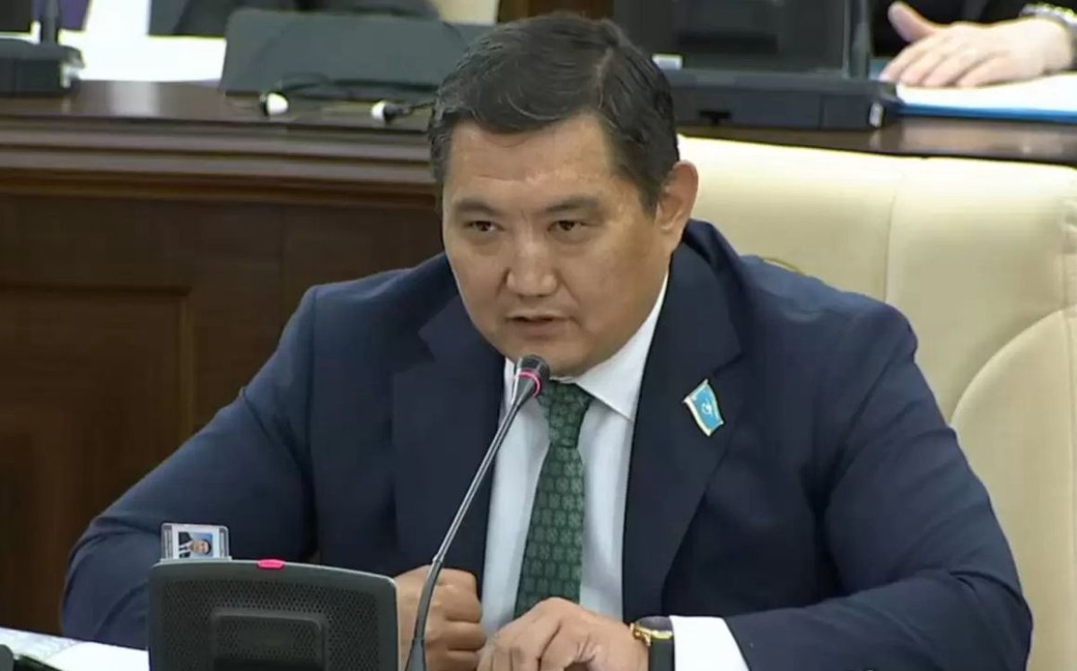Денсаулық сақтау министрлігінің кесірінен депутат Базарбектің қан қысымы көтеріліп кетті
