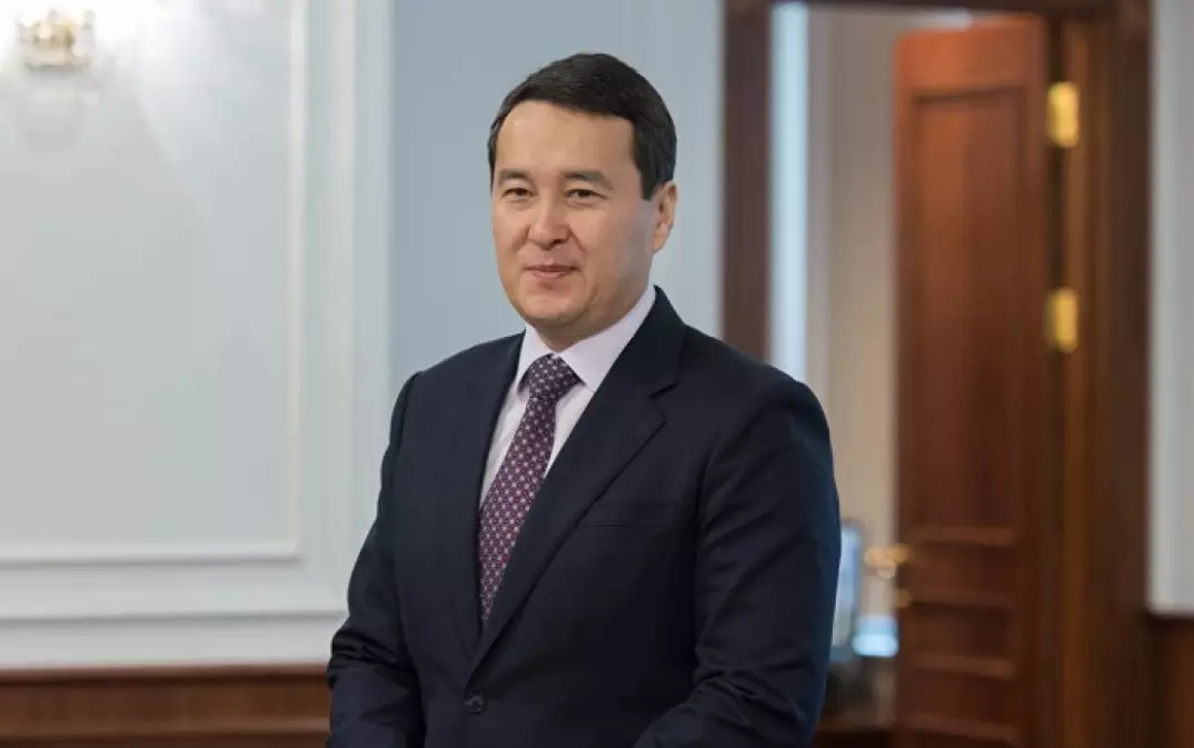 Смаилов ответил на вопрос о работе Бектенова со СМИ