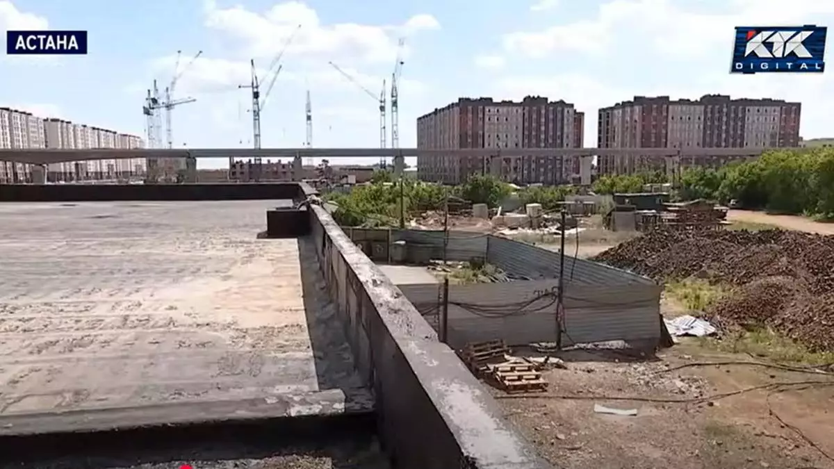 "Опасения жителей ЖК в Астане: они не хотят, чтобы их дети играли на улице из-за страха, что им что-то случится"