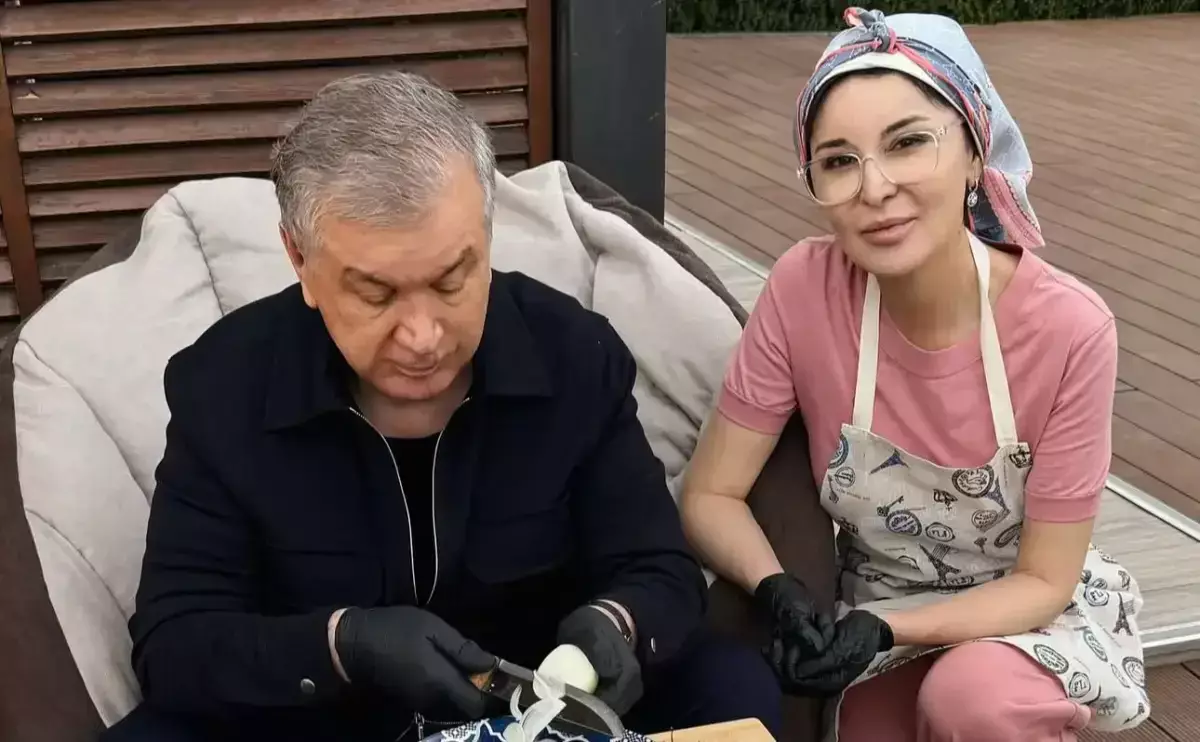 «Қарапайым, бірақ маңызды»: Президент Құрбан айт мейрамында палау пісірді (ФОТО)