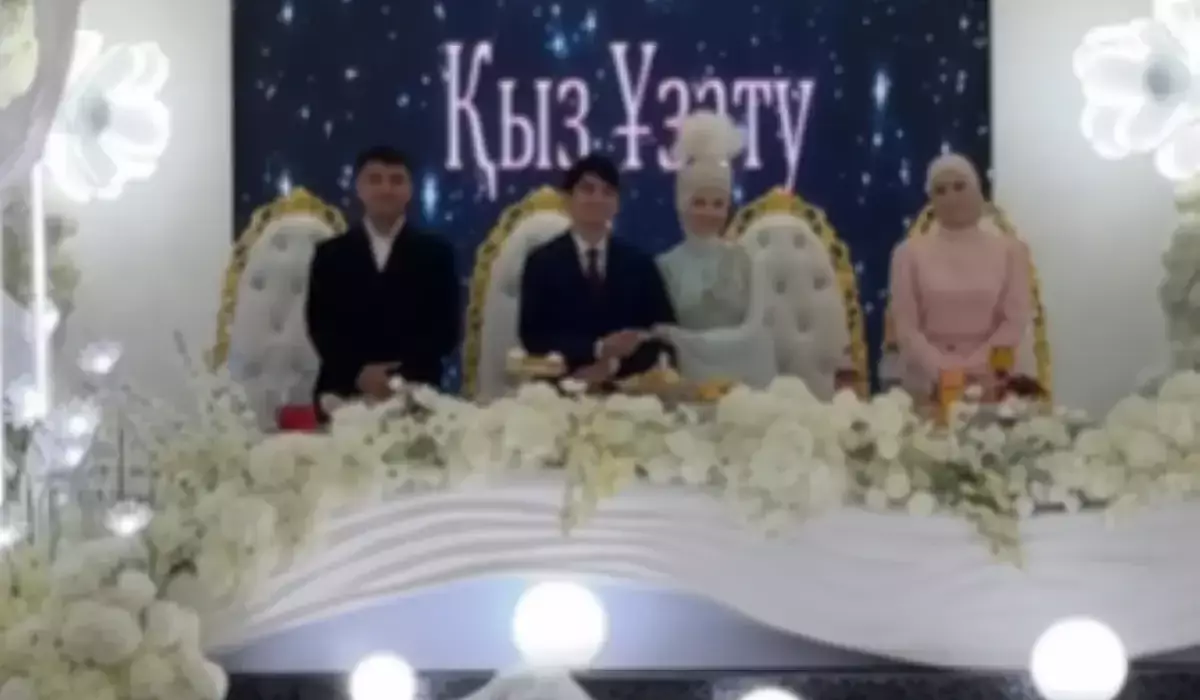 «Тәрбиелі қыз екен!»: Сәкен Майғазиевтің келіні мәһрге не сұрады