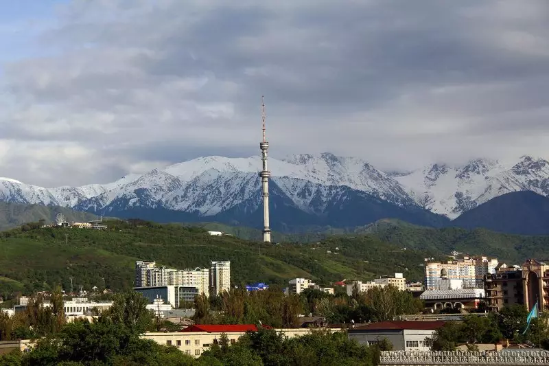Несколько улиц перекроют в центре Алматы в воскресенье: названа причина