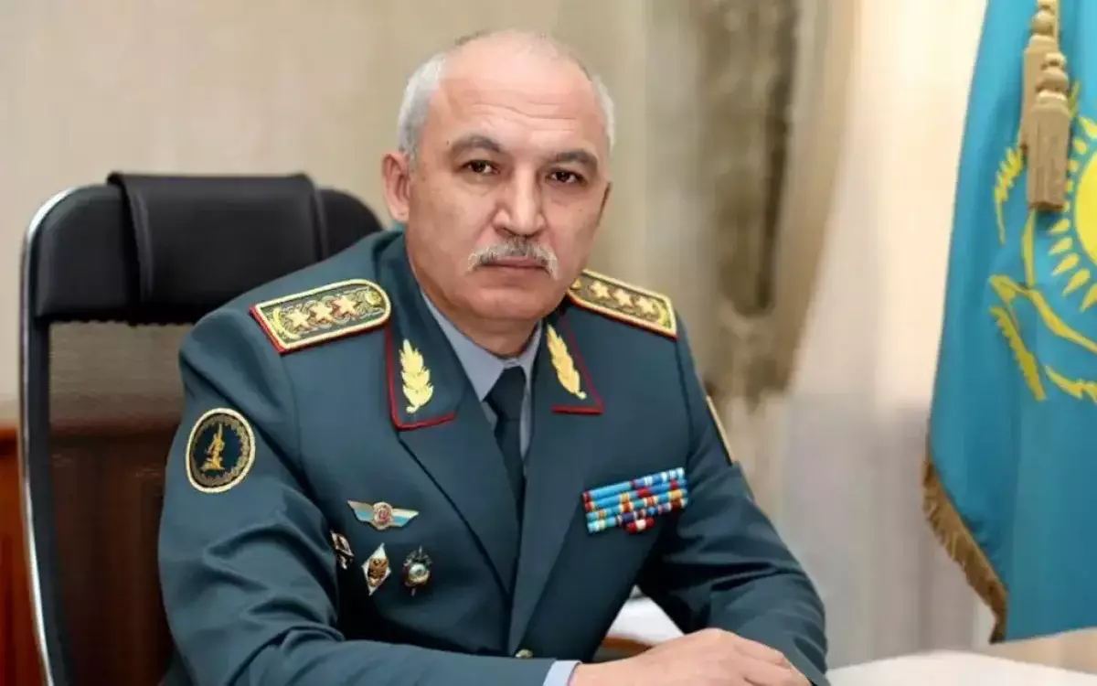 Президент освободил от должности министра обороны Казахстана