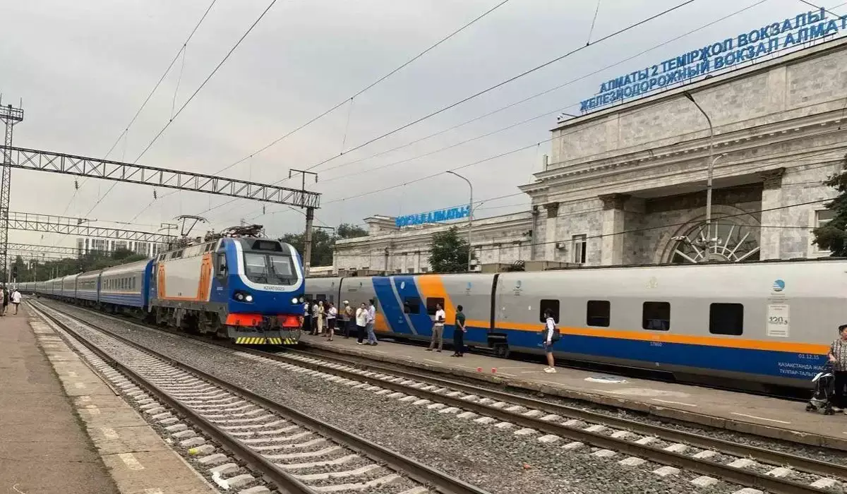 Павлодар-Қызылорда бағытындағы пойыздың ішін су алып кеткен