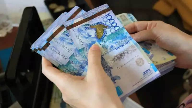 Алматыда шенеунік мүмкіндігі шектеулі балаларға арналған қаржыны жымқырмақ болған