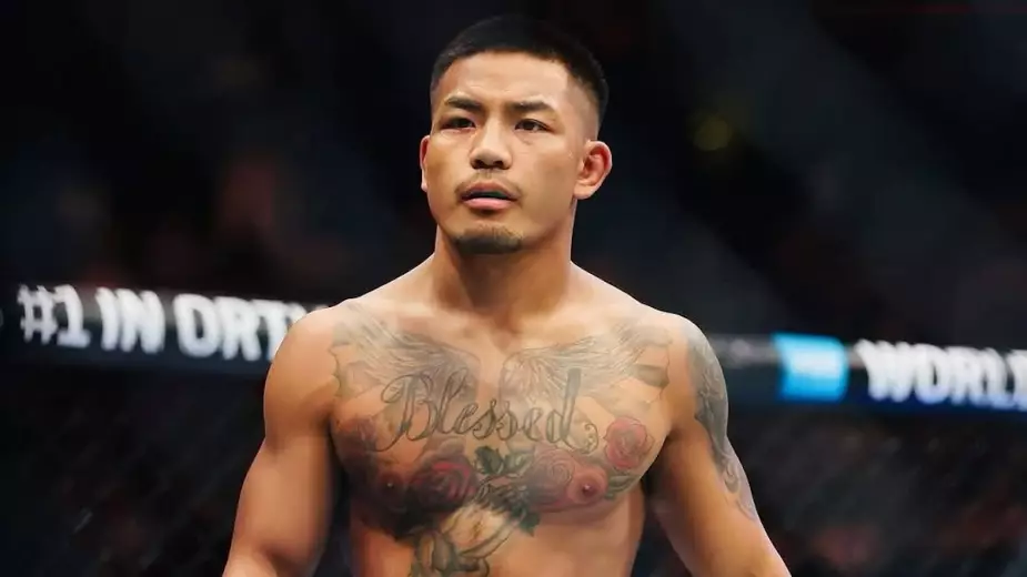 Экс-соперник казахстанца может получить титульный бой в UFC
