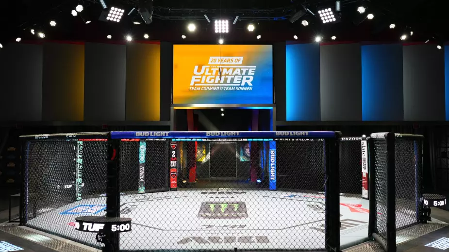 The Ultimate Fighter 33 теперь и на казахском! Что мы узнали из третьей серии с Алиби Идрисом?