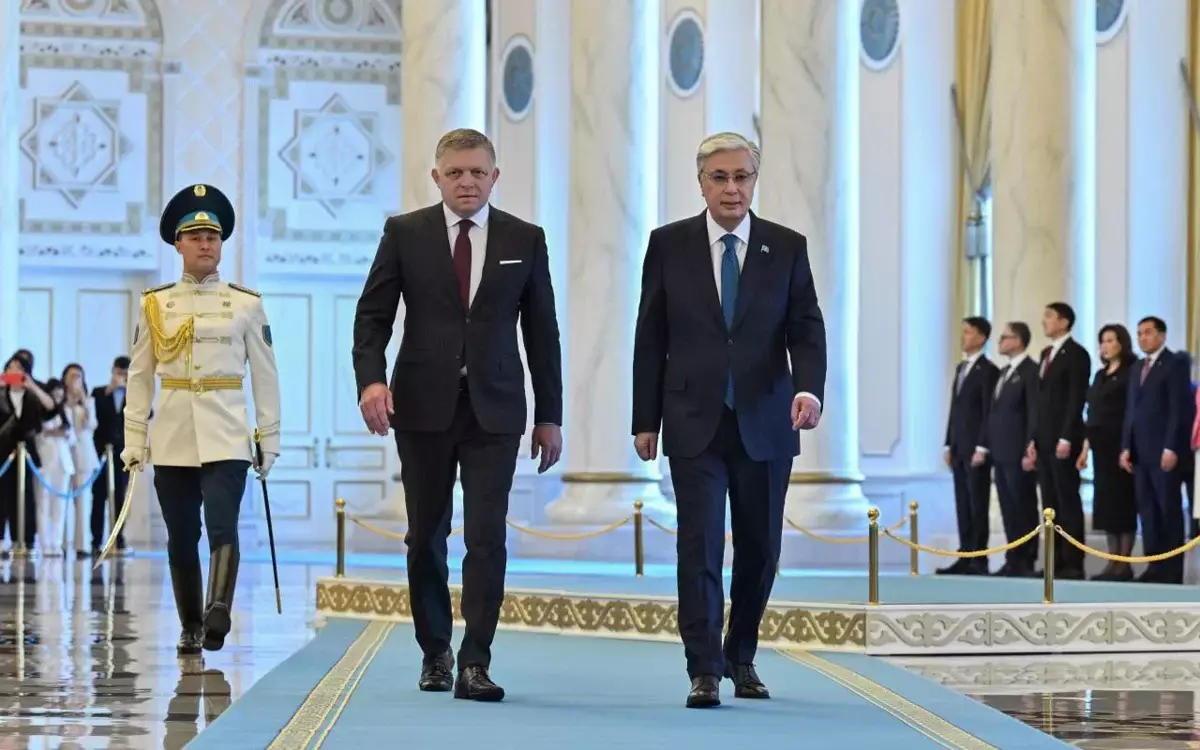 Қасым-Жомарт Тоқаев Словакия Премьер-министрін Ақордада қарсы алды