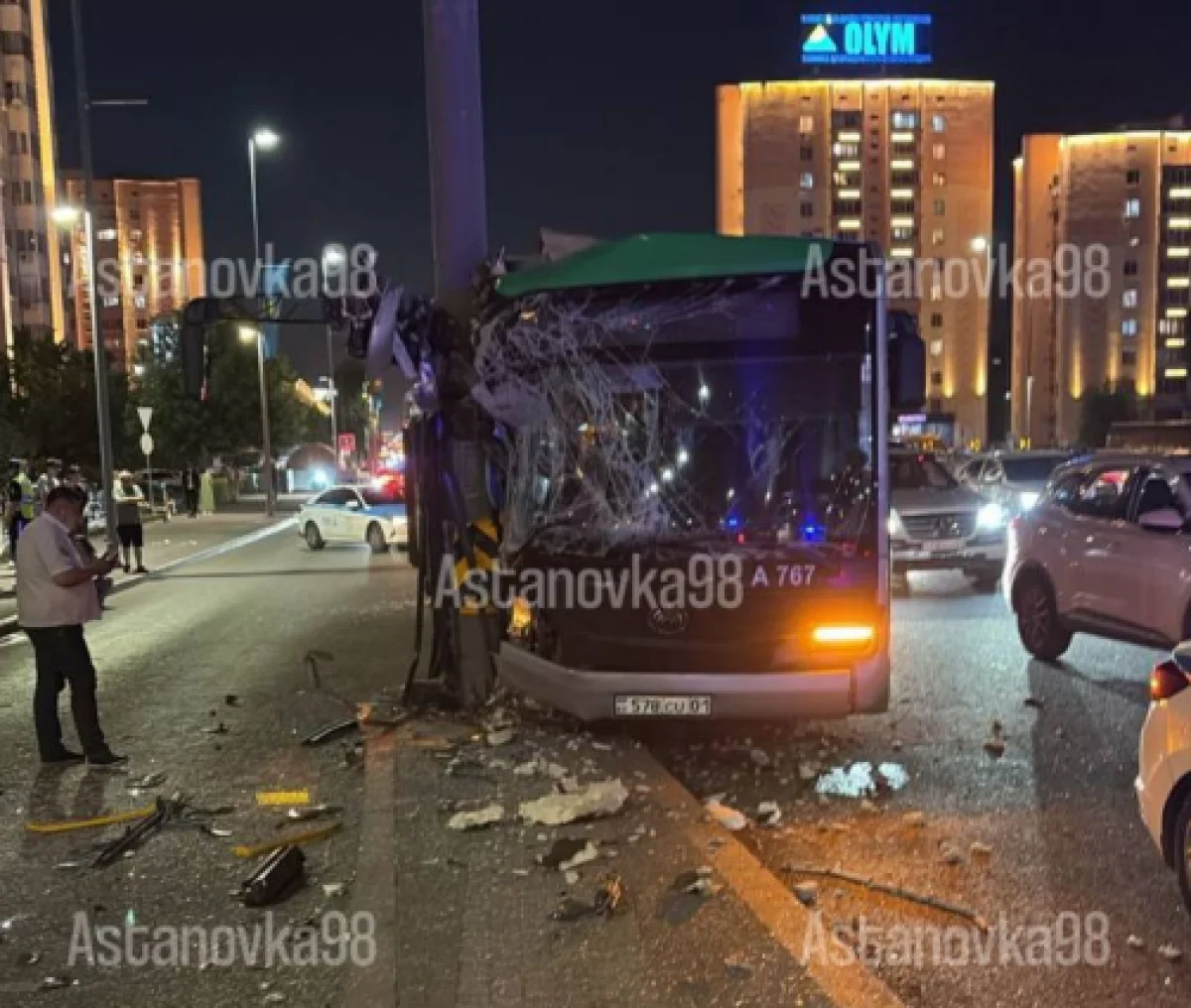В автопарке Астаны заявили, что не могут пожизненно содержать девочку, оставшуюся без ног