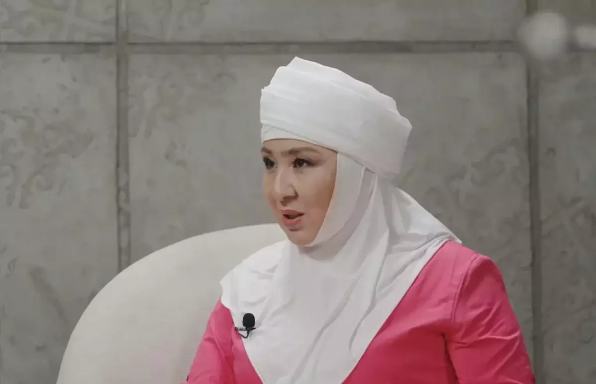 «Семіз еркекте әйелдік гармон көп болады»: Белгілі актриса ер адамдар туралы күтпеген мәлімдеме жасады (ВИДЕО)