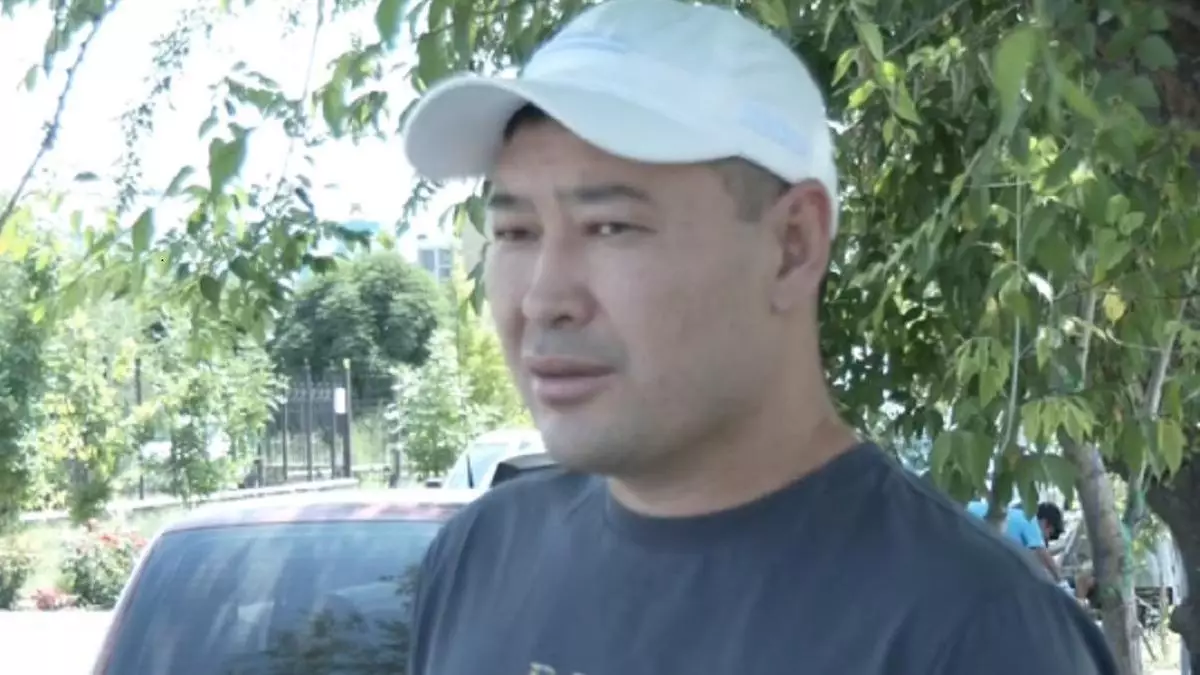 Супруг жительницы Алматы обвинил врачей и обратился в полицию после того, как его жена упала в кому после укола.