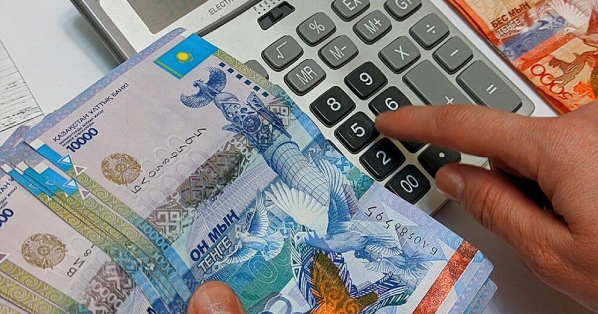  «50%-ға дейін»: Тоқаев жалақыны өсіру туралы заңға қол қойды 