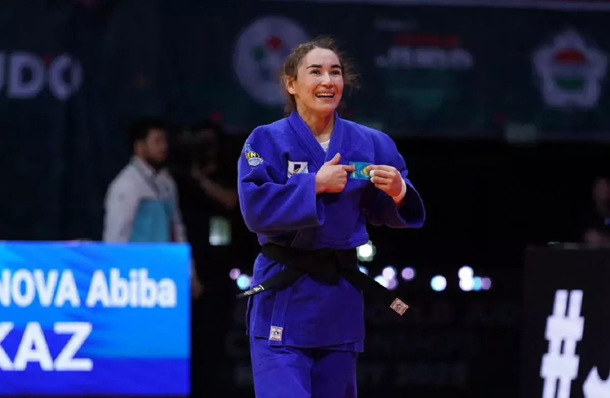 Әбиба Әбужақынова дзюдодан әлем чемпионатының үш дүркін жүлдегері атанды