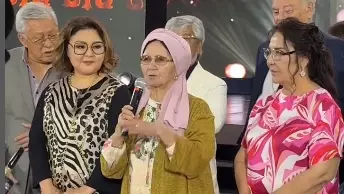 "Бауыржан атамызға шай құйған қолындағы білезік". Зейнеп Ахметова Сәкен Майғазиевтің келініне ерекше сый жасады