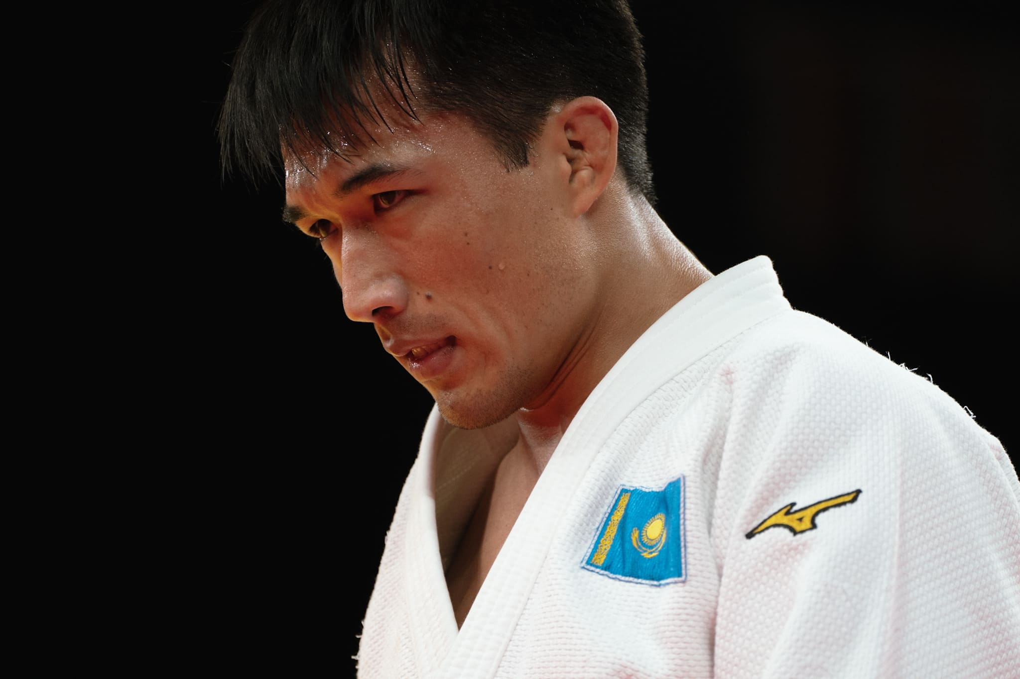 Будапешттегі дзюдодан әлем чемпионаты: Қазақстан екінші күнді жеңіспен бастады (ФОТО, ВИДЕО)