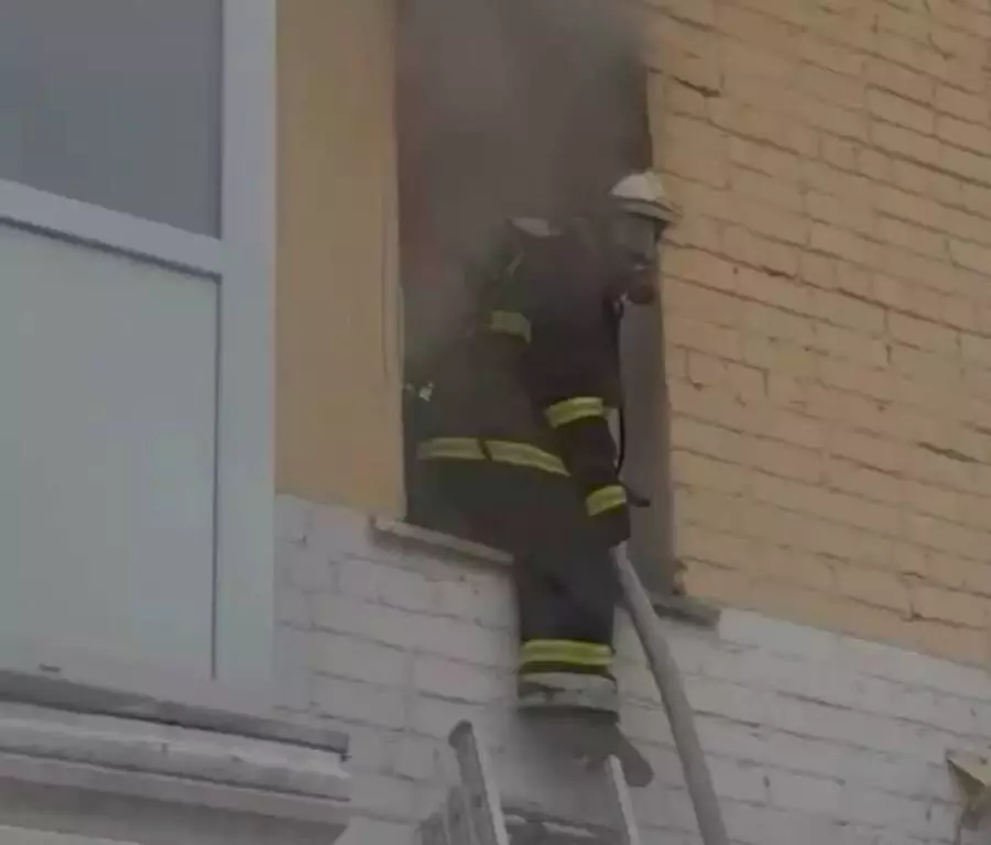 Петропавлда өрт шыққан үйден 30 адам құтқарылды