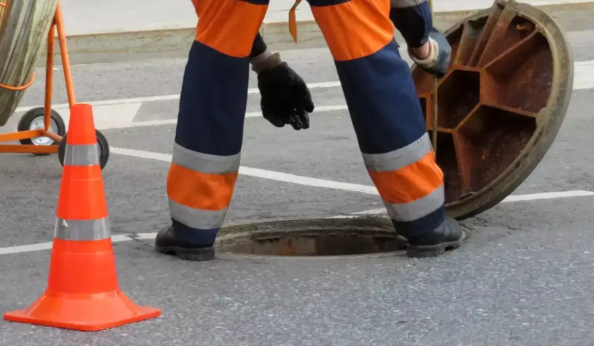Жезқазғанда кәріз құдығында қысылып қалған адам құтқарылды