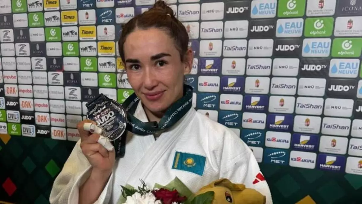 Абиба Абужакынова стала серебряной призеркой чемпионата мира в Будапеште