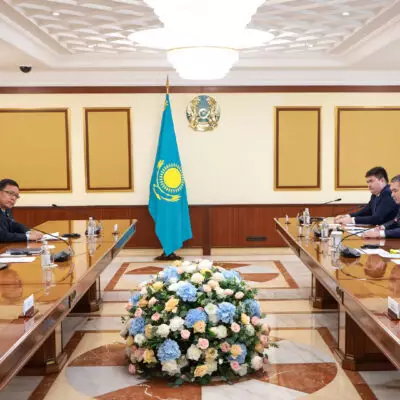 Бектенов обсудил с главой Shandong Energy Group строительство углехимического завода в Казахстане